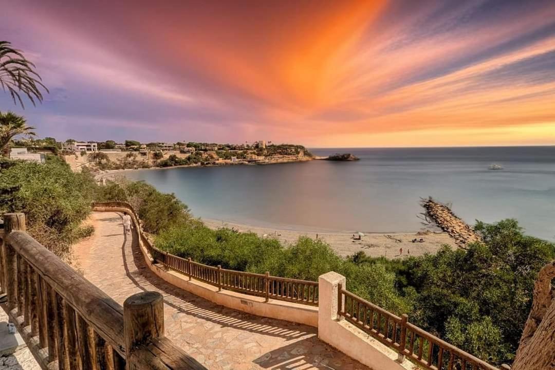 Casa Billarose - Lovely House Overlooking Pool & Walking Distance To The Beach And Restaurants Кабо-Рой Экстерьер фото